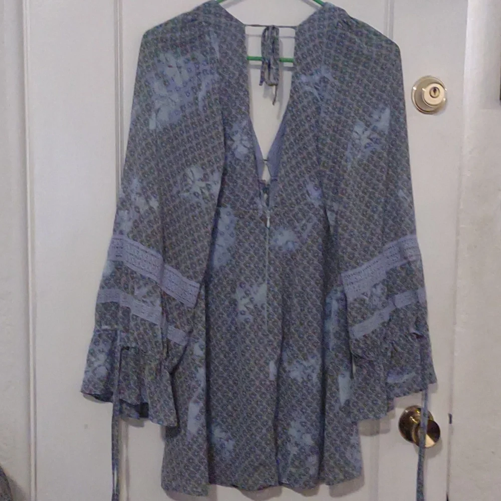 Urban Outfitters | Mini Dress (Deep Neck and Backless) - Picture 5 of 5